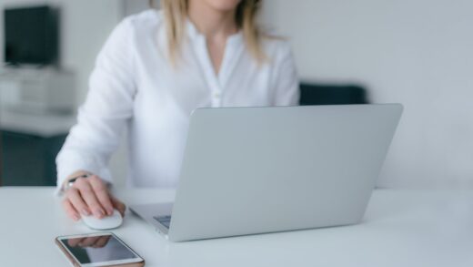 Laptopy, komputery, telefony poleasingowe i ich zalety 11