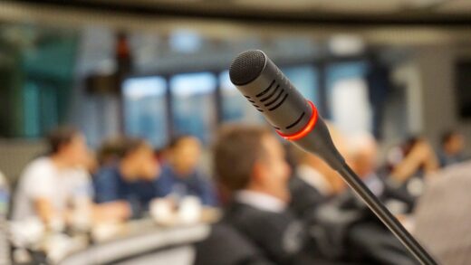 Najnowsze trendy w wyposażeniu sal konferencyjnych 9