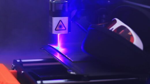 Frezowanie CNC i cięcie laserowe – kiedy wykorzystujemy? 9