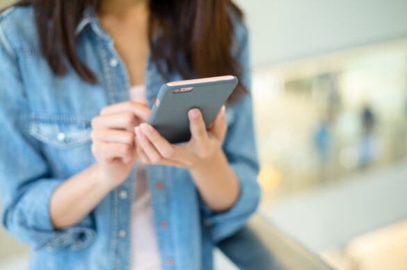 Czym kierować się wybierając trwałe etui na telefon? 10