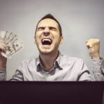 Praca a zarobki. Ile można zarobić w poszczególnych branżach? 6